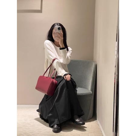 Handcraft Astra Bowling Bag in Leather Red