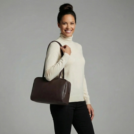 Handcraft Astra Bowling Bag in Leather Chocolate 2