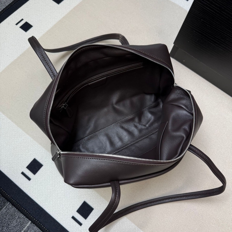 Handcraft Astra Bowling Bag in Leather Chocolate