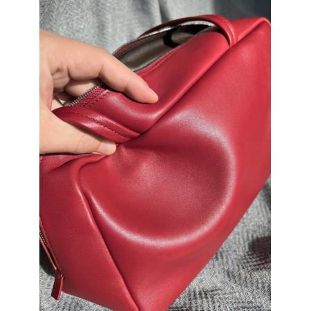 Handcraft Astra Bowling Bag in Leather Red