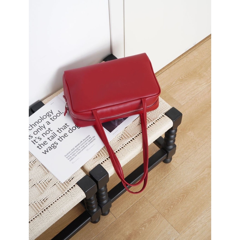 Handcraft Astra Bowling Bag in Leather Red